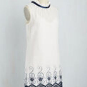 NWT Mini shift dress perfect for summer, Size L
